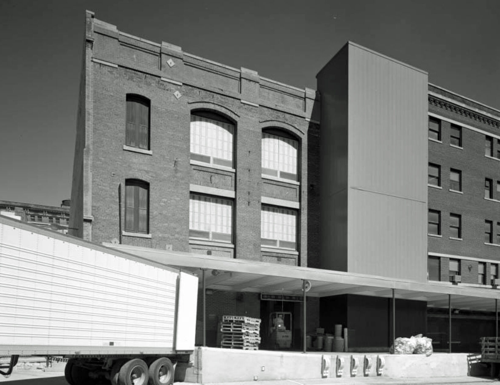 18. J.J. Case Plow Works 814 Jackson 1986 - Lynn Meyer.jpg